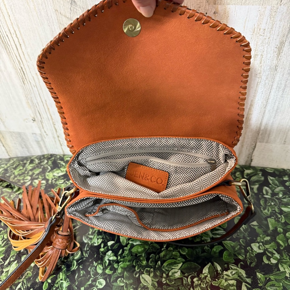 Crossbody Bag with Tan Tassel Details - Picture 10 of 13